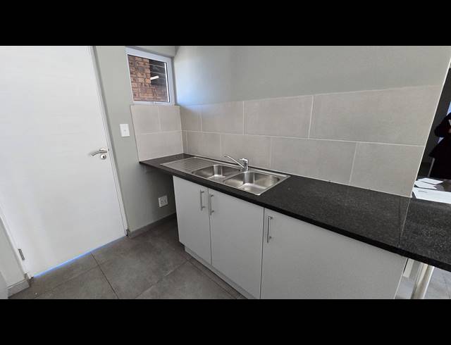 2 BEDROOM SECTIONAL TITLE FOR SALE IN NORTON SMALL FARMS